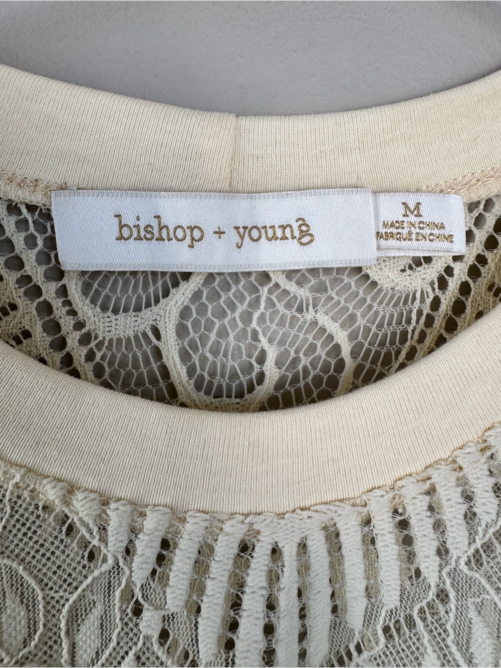 Bishop + Young Sheer Lace Blouse | Ivory Floral Lace | Scalloped Hem | Size Med - Picture 3 of 5
